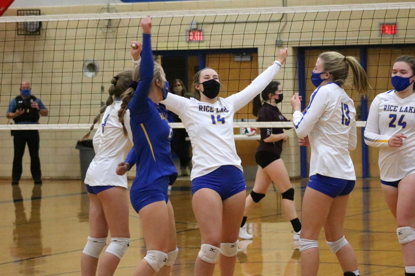 Rice Lake volleyball Division 1 regional vs. Menomonie 10-21-20